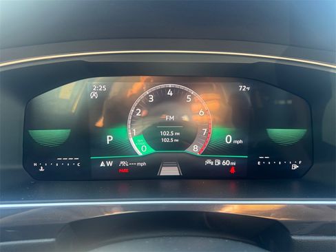 Certified 2024 Volkswagen Tiguan SE R-Line image 16