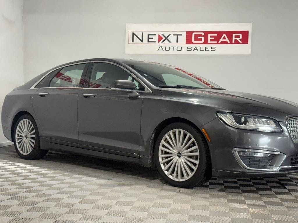 Used 2017 Lincoln MKZ Reserve w/ Technology Package FWD image 2