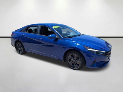 Used 2023 Hyundai Elantra SEL