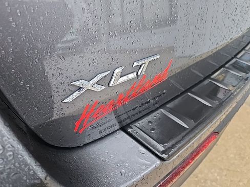 Used 2023 Ford Explorer XLT w/ Equipment Group 202A image 19