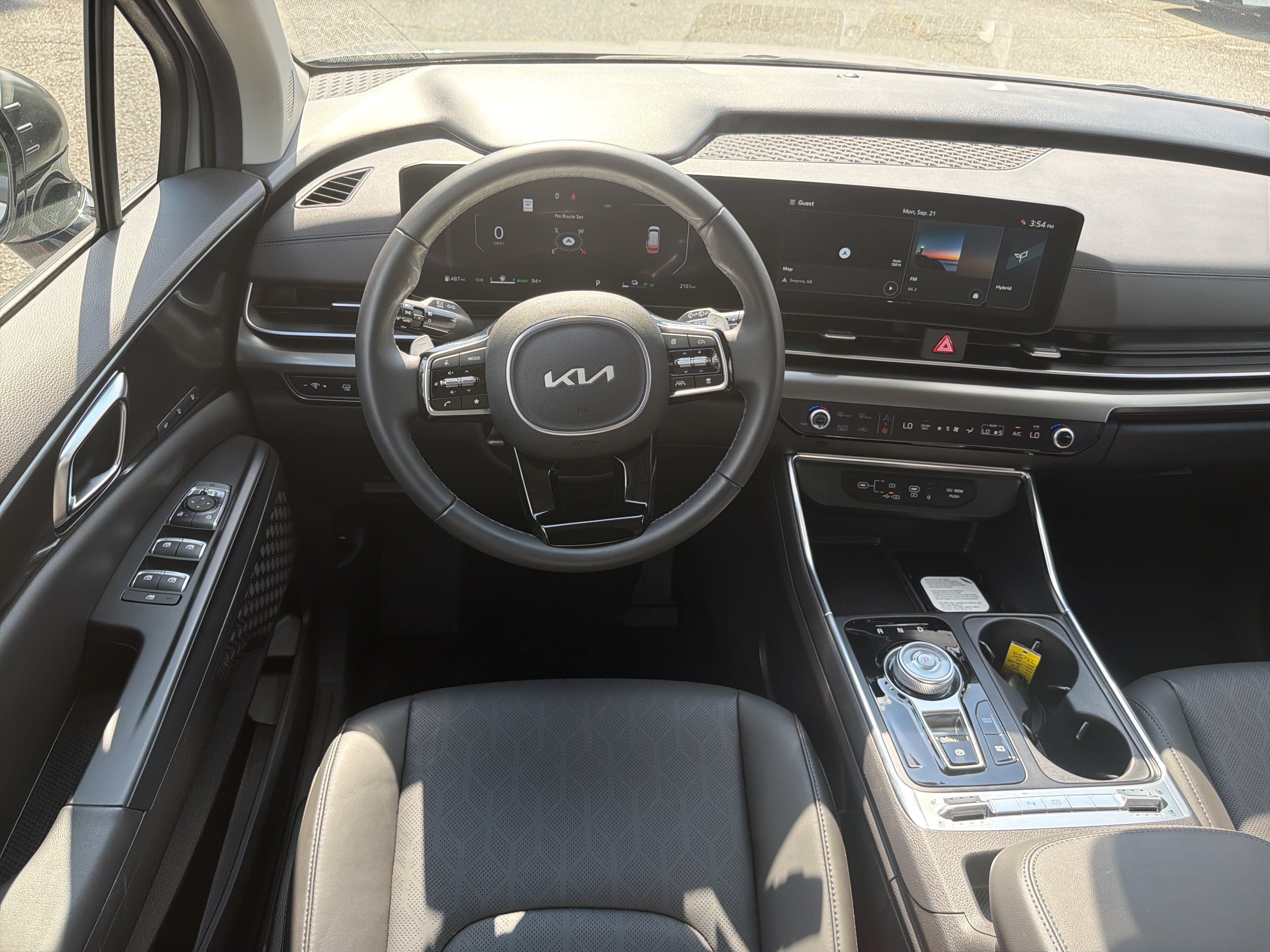 Certified 2026 Kia Carnival SX FWD image 21