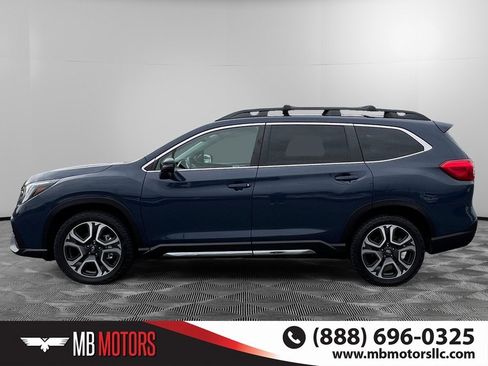 Used 2023 Subaru Ascent Limited image 9