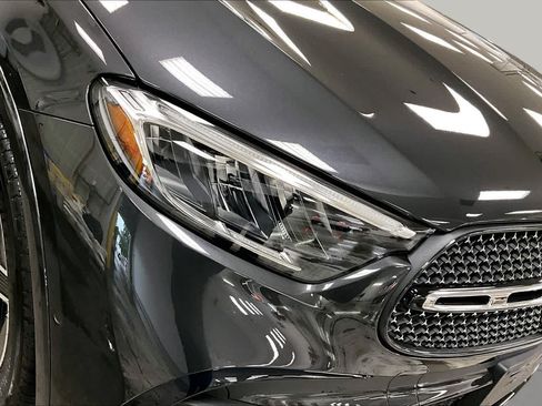 Used 2026 Mercedes-Benz GLC 300 4MATIC image 27