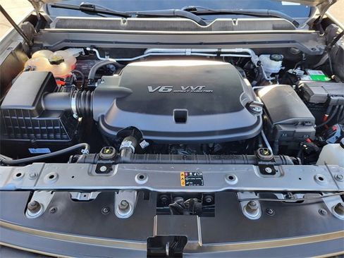 Used 2018 Chevrolet Colorado LT w/ LT Convenience Package image 22