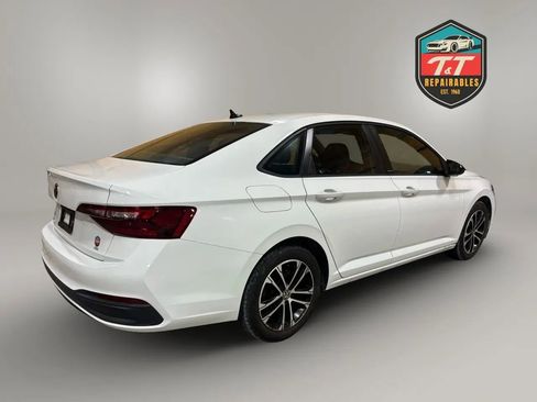 Used 2024 Volkswagen Jetta Sport image 6