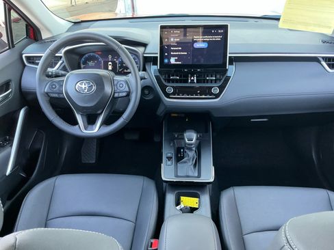 Certified 2026 Toyota Corolla Cross XLE image 20