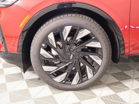 New 2026 Lincoln Nautilus Reserve w/ Jet Appearance Package image 18