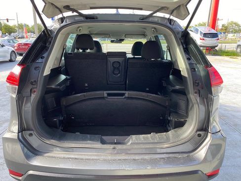 Used 2020 Nissan Rogue S image 7