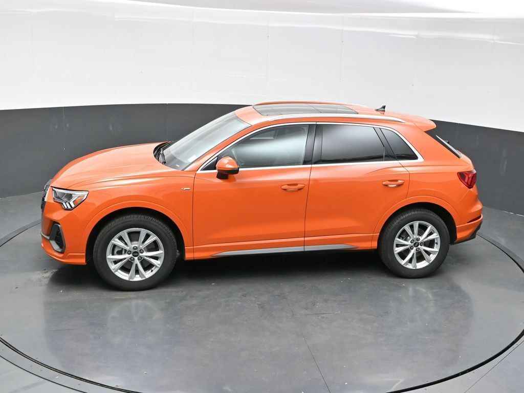 Used 2025 Audi Q3 2.0T Premium AWD/4WD image 38