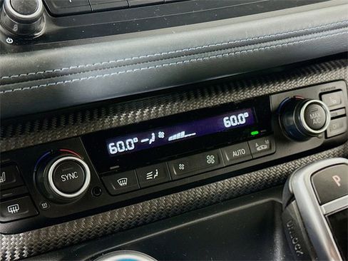 Used 2019 BMW i8 Roadster image 17