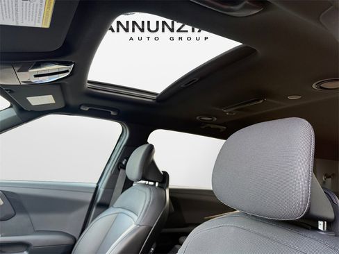 New 2027 Kia Telluride S image 30