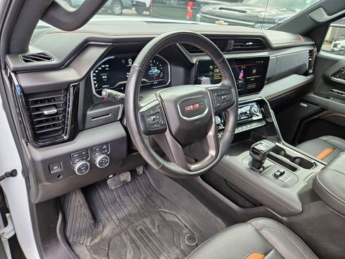 Used 2023 GMC Sierra 1500 AT4 w/ AT4 Preferred Package image 12