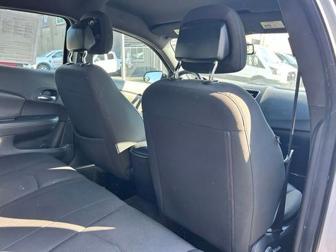 Used 2013 Dodge Avenger SXT FWD image 21