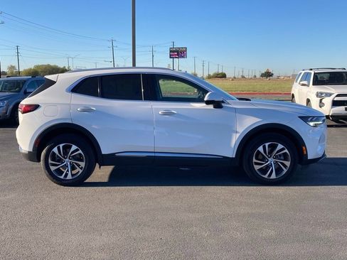 Used 2023 Buick Envision Essence image 4