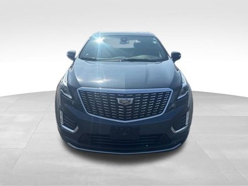 Used 2021 Cadillac XT5 Premium Luxury w/ LPO, Floor Liner Package AWD/4WD image 7