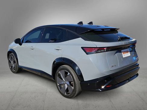 Used 2023 Nissan Ariya image 7