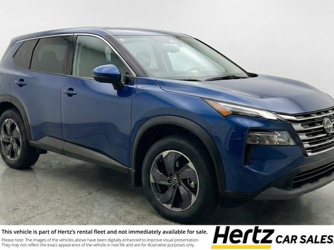 Used 2025 Nissan Rogue SV image 1