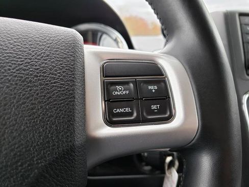 Used 2017 Dodge Grand Caravan SE w/ Power Window Group image 20