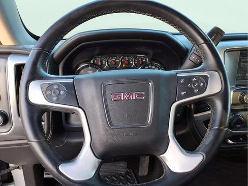 Used 2017 GMC Sierra 1500 SLE w/ SLE Value Package AWD/4WD image 16