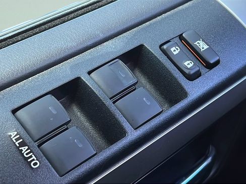 Used 2023 Toyota 4Runner Limited RWD image 20