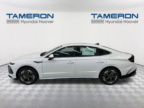 New 2026 Hyundai Sonata SEL image 2