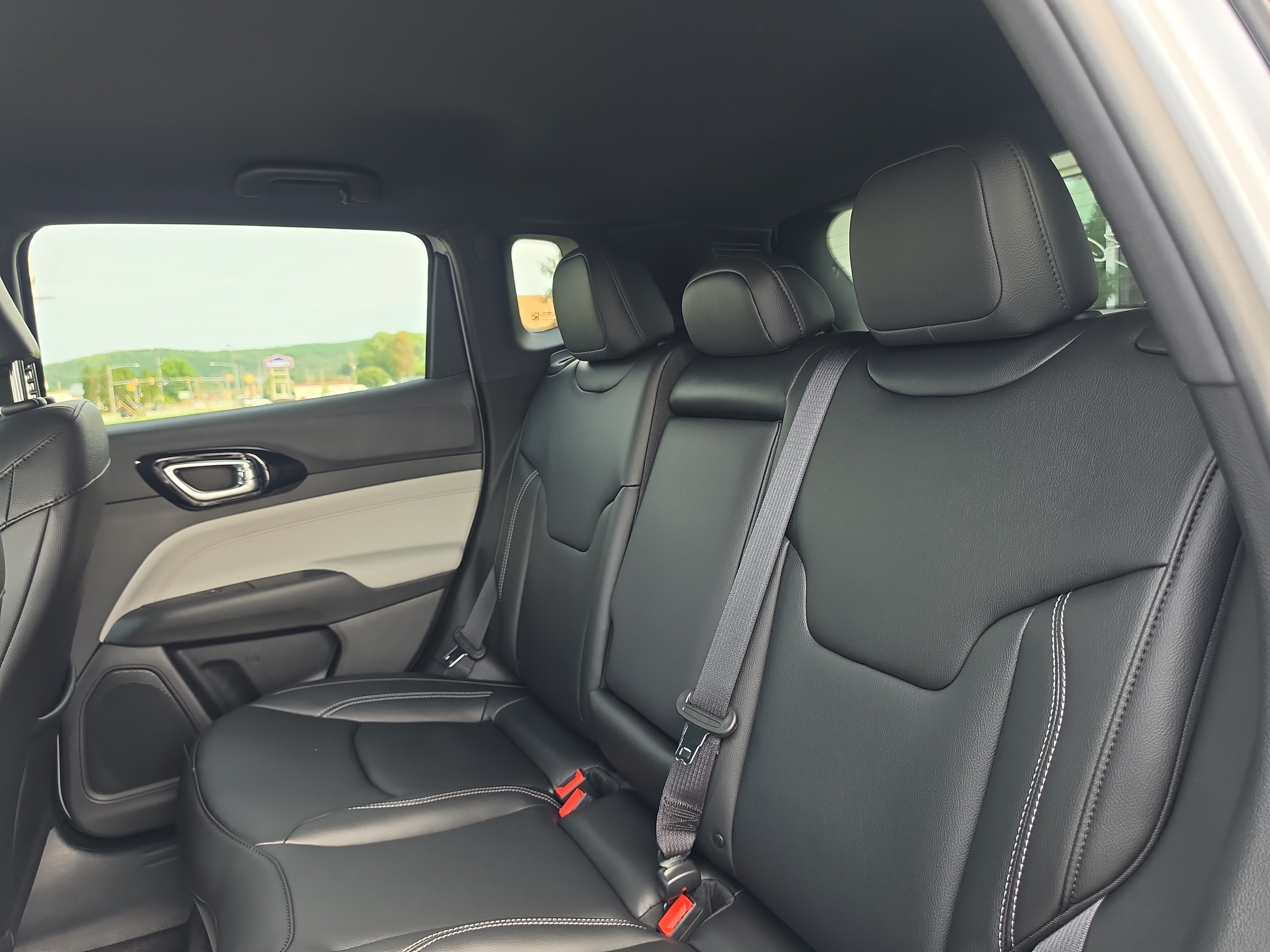 New 2026 Jeep Compass Limited AWD/4WD image 14