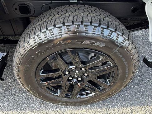 New 2026 Chevrolet Silverado 1500 RST w/ RST Select Package RWD image 12