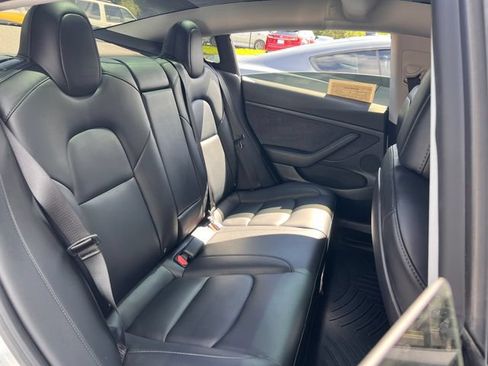 Used 2021 Tesla Model 3 Standard Range Plus RWD image 28