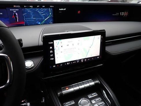 New 2026 Lincoln Nautilus Reserve w/ Jet Appearance Package image 29