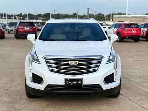 Used 2019 Cadillac XT5 Premium Luxury FWD image 5
