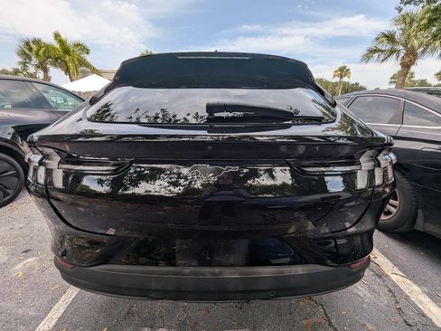 Used 2023 Ford Mustang Mach-E Select w/ Comfort Package Lite RWD image 5