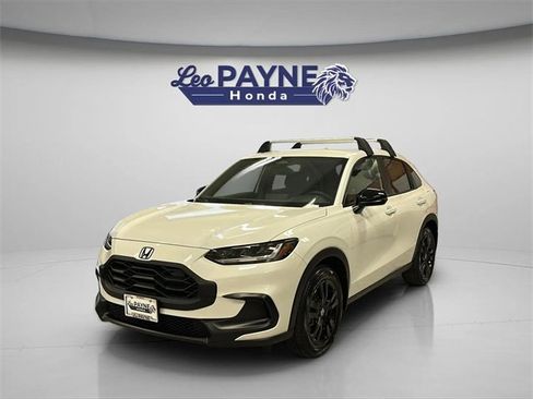 New 2026 Honda HR-V Sport image 2