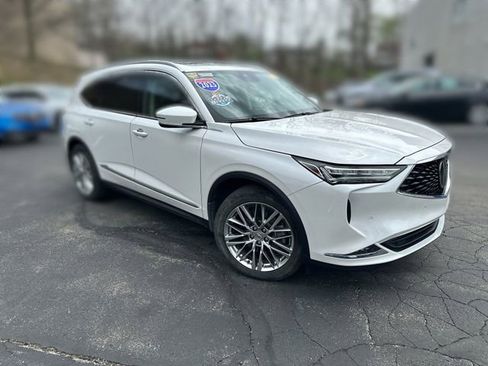 Used 2023 Acura MDX SH-AWD w/ Advance Package image 11