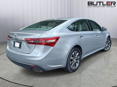 Used 2018 Toyota Avalon XLE FWD image 13