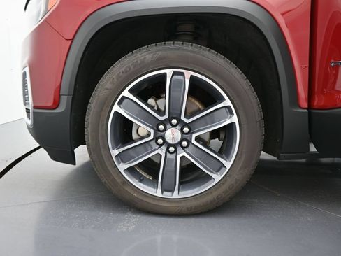 Used 2020 GMC Acadia SLT AWD/4WD image 8