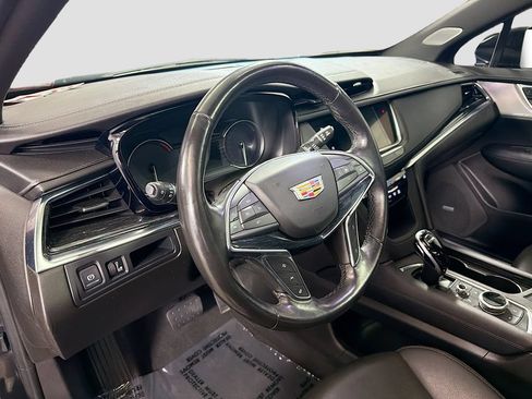 Used 2020 Cadillac XT5 Premium Luxury AWD/4WD image 11