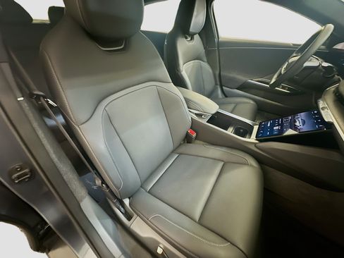 Used 2024 Lucid Air Touring AWD/4WD image 33