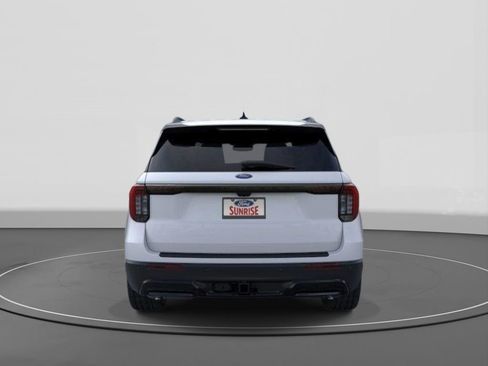 New 2026 Ford Explorer ST-Line w/ ST-Line Street Pack RWD image 5
