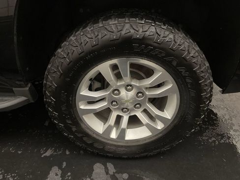 Used 2017 Chevrolet Tahoe LT AWD/4WD image 26