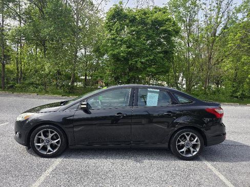 Used 2013 Ford Focus SE FWD image 3