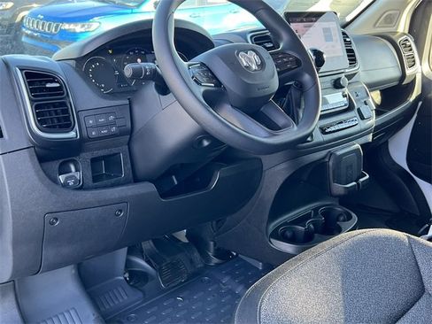 New 2024 RAM ProMaster 3500 w/ Quick Order Package 22G SLT image 15