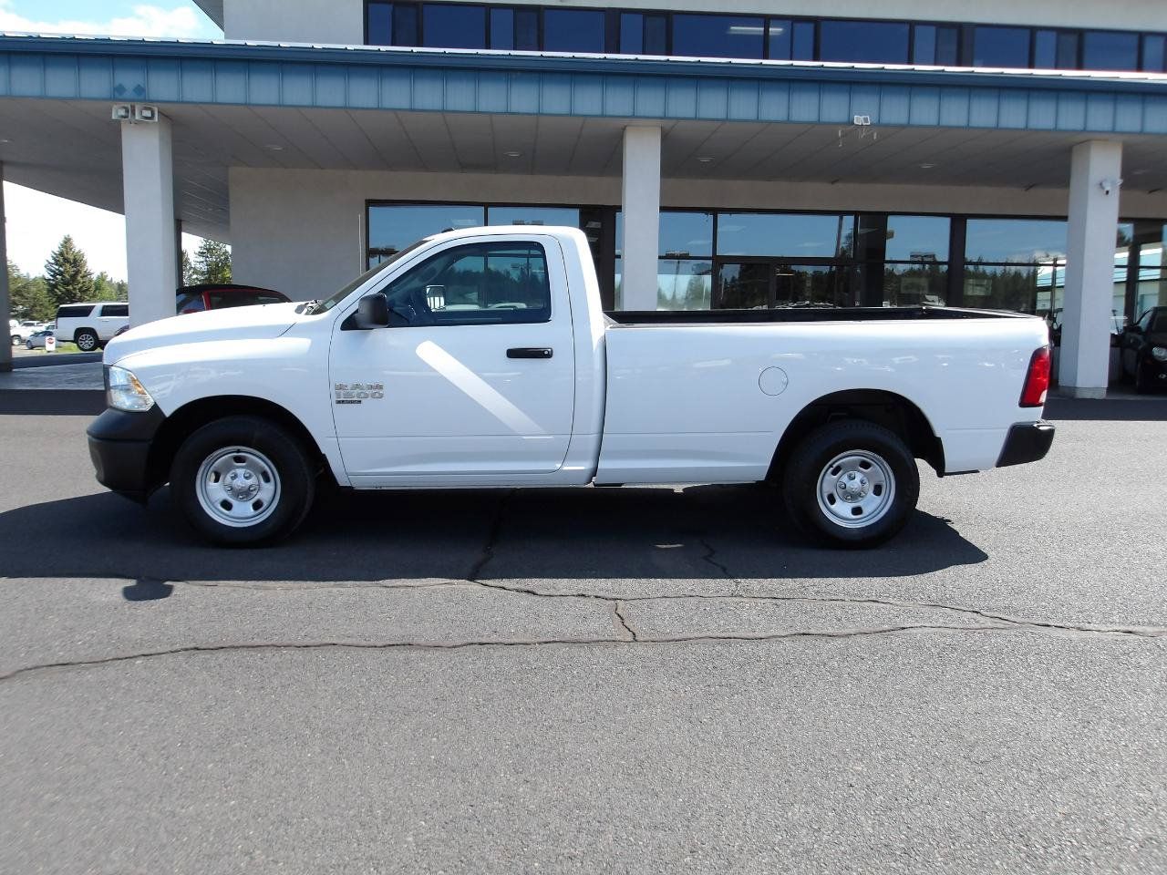 Used 2020 RAM 1500 Tradesman w/ Popular Equipment Group AWD/4WD image 2