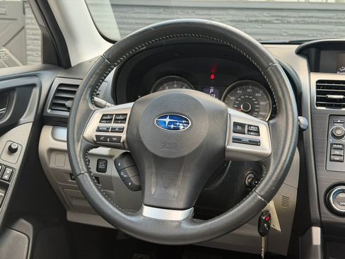 Used 2015 Subaru Forester 2.5i Limited AWD/4WD image 28
