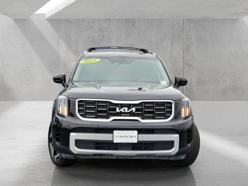 Used 2025 Kia Telluride S AWD/4WD image 3