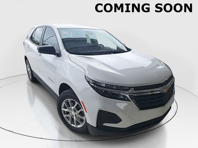 Used 2024 Chevrolet Equinox LS w/ LS Convenience Package
