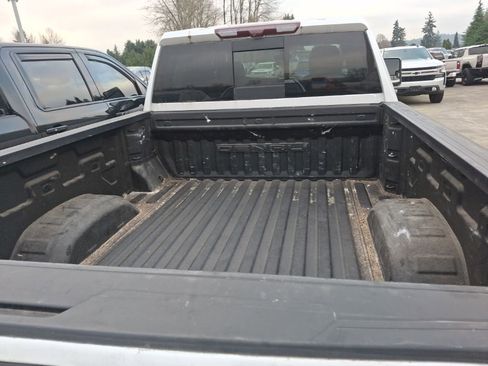 Used 2020 GMC Sierra 3500 Denali w/ Denali Ultimate Package image 9