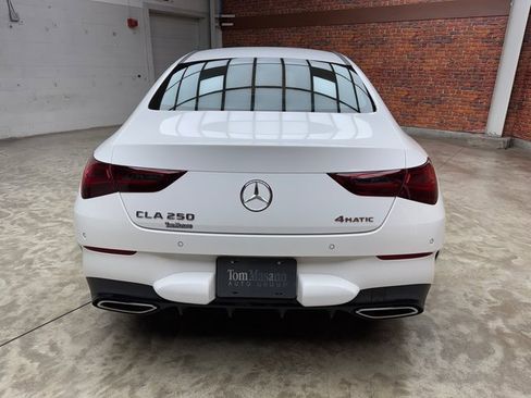 Used 2025 Mercedes-Benz CLA 250 4MATIC image 4