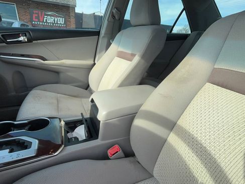 Used 2012 Toyota Camry XLE image 14