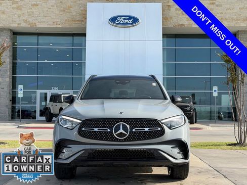 Used 2025 Mercedes-Benz GLC 300 4MATIC image 2