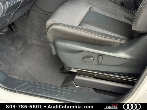Used 2025 Subaru Ascent Premium AWD/4WD image 21